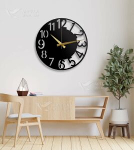 Clock 323